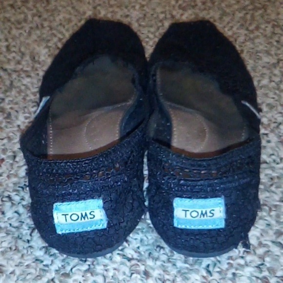 Shoes - Picture 2 of 2